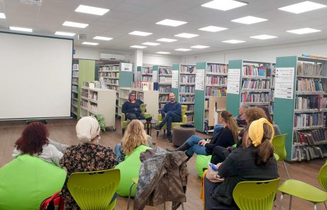 מועדון הקריאה של הספרייה הציבורית בלוד במפגש ראשוני