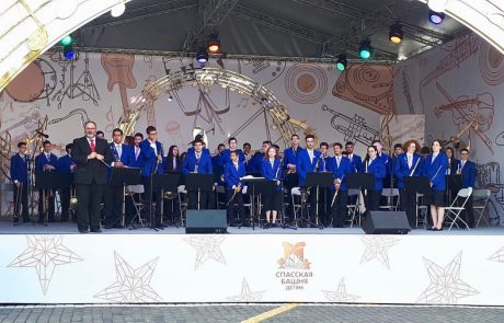 תזמורת הנוער של לוד כבשה את הכיכר האדומה ברוסיה